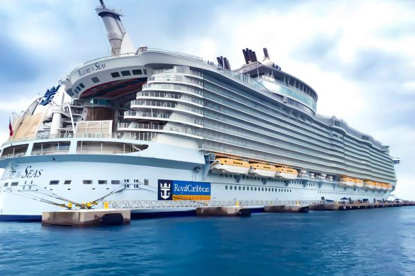 8 días · Mar Caribe · Miami - Nasáu - Cayo Coco - San Juan - Samaná - Miami