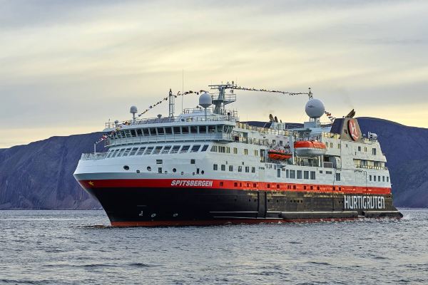 11 gün · Kuzey Kutbu · Tromsø - Norveç - Birleşik Krallık - Glasgow