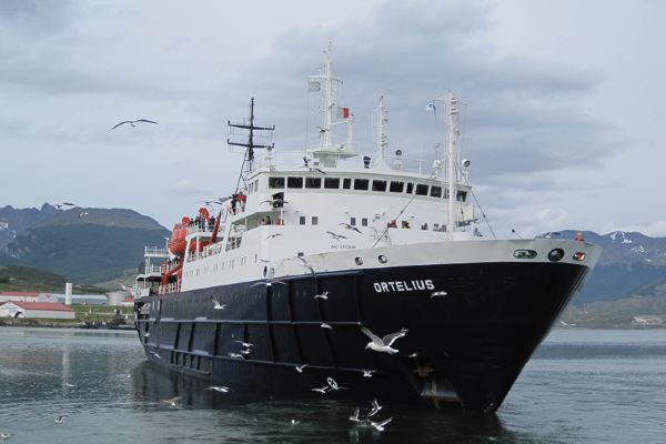 6 days · Arctic · Longyearbyen - Ocean voyage - Longyearbyen