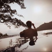 从东兴到越南怎么办手续,可以提前预约吗?只要