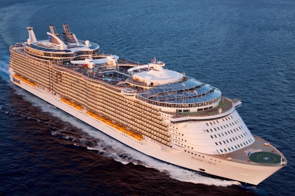 7 days · Caribbean · Fort Lauderdale - CocoCay - Falmouth - Nassau - Fort Lauderdale