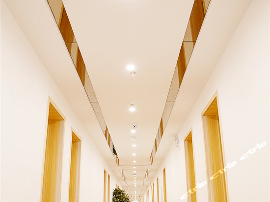 青木商务酒店(石家庄开发区天山海世界店)