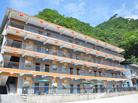 西峡老界岭避暑山庄