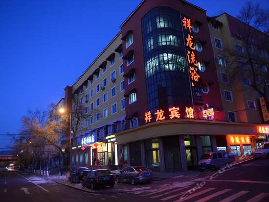 绥芬河祥龙宾馆    分(暂无点评) 116起距离13公里立即预订