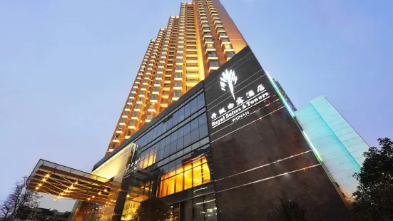 Wuhan Royal Suites & Towers Hotel