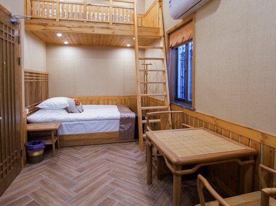 qingzhilian green valley boutique hostel