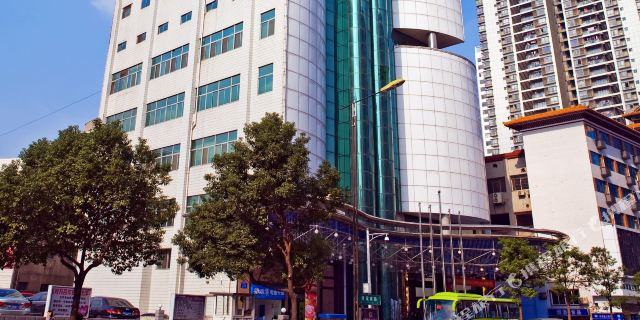 株洲国宾酒店1晚 可选株洲方特梦幻王国