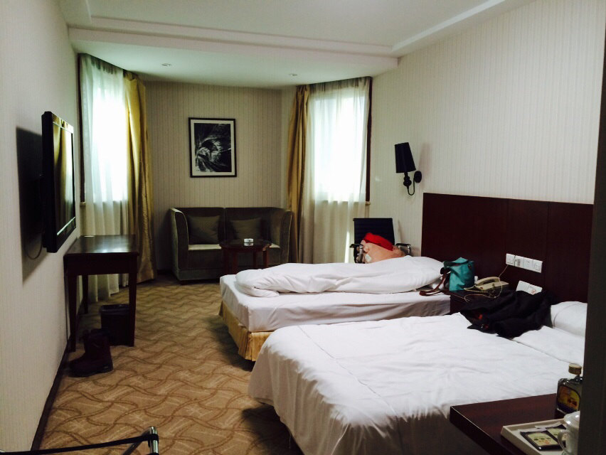 太原西山酒店(豪华标间 含双早)
