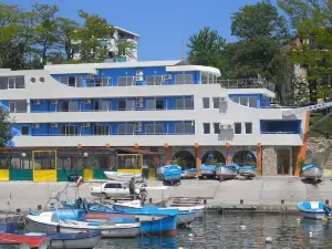 Ribarska Sreshta Family Hotel