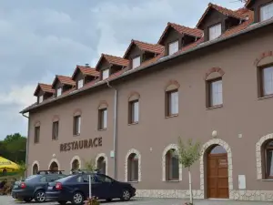 Hotel Ruzeny