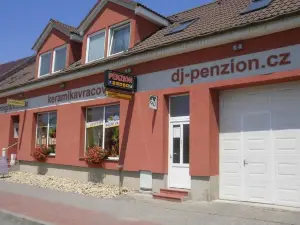 Dj-Penzion