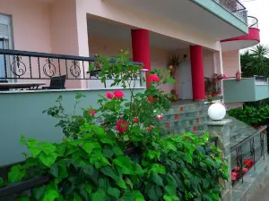 George & Sia's House