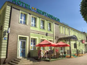Hotel I Restauracja Nad Jeziorem