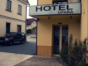 Hotel Opara