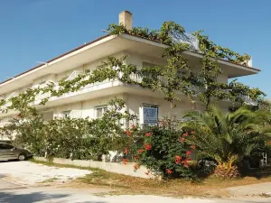 Hotel Fourkos