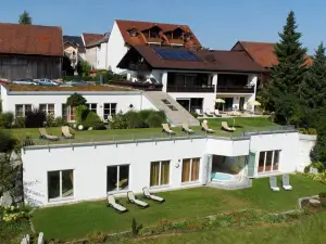 Zedernhof Gesundheits- & Wellnesshotel