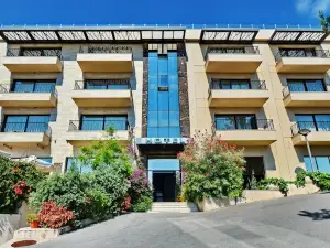 Hotel & Apartments HEC Residence