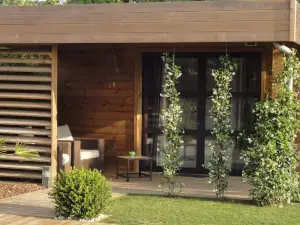 Timazen Lodges Agen Sud