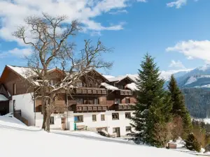 Hotel & Destillerie Sonnfeld