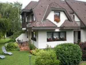 Grundner Vendeghaz