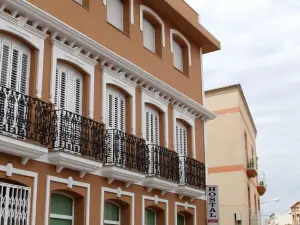 Hostal Avenida