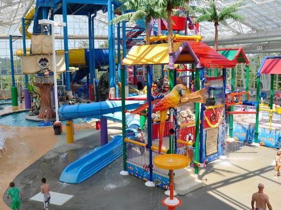 Big Splash Adventure Hotel and Indoor Water Park - 50% off booking | Ctrip