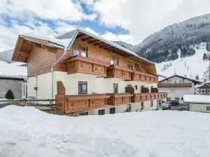 S O N N L E I T E N Alpin Hotel