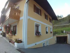 Appartamenti Cèsa Crepa Neigra