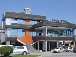 Hotel Kole