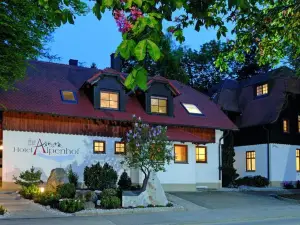 Hotel Alpenhof - ruhige Wohlfühloase zwischen München, dem Fünf-Seenland und den Bergen, in S-Bahnnähe