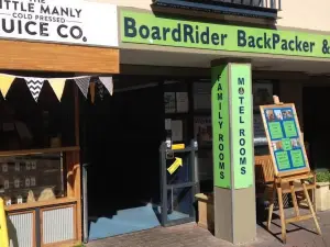 Boardrider Backpackers & Budget Motel