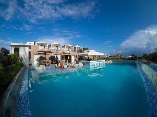 uptown boracay island