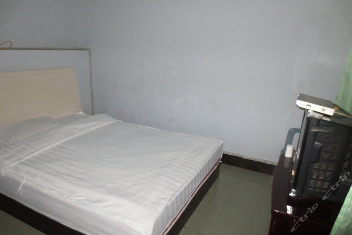 重庆亮点宾馆(普通大床房)