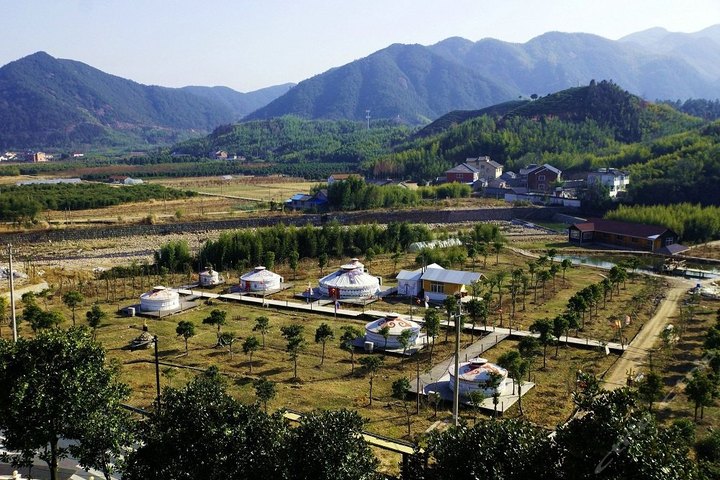 杭州山沟沟黎鹰乡村牧场酒店(山景大床房-2晚)