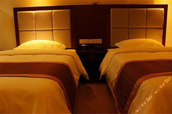 桂林云天大酒店-母子标间