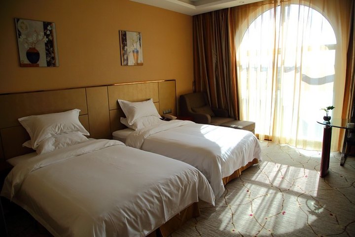 泰安山海大酒店