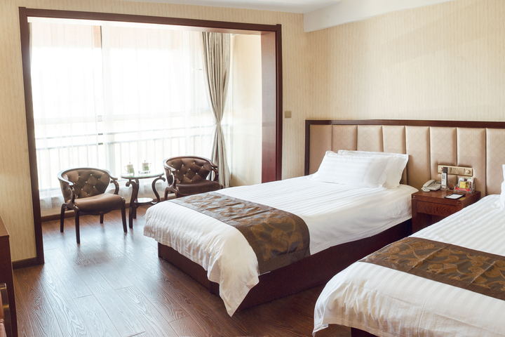 承德盛逸商务酒店