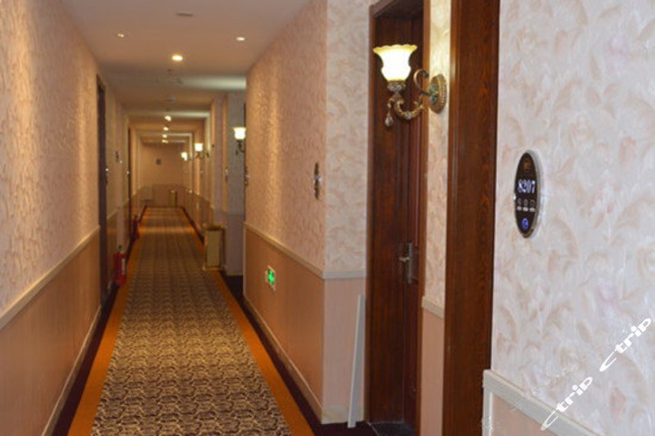 睿士主题酒店(北京西直门店)-异域风情商务标间