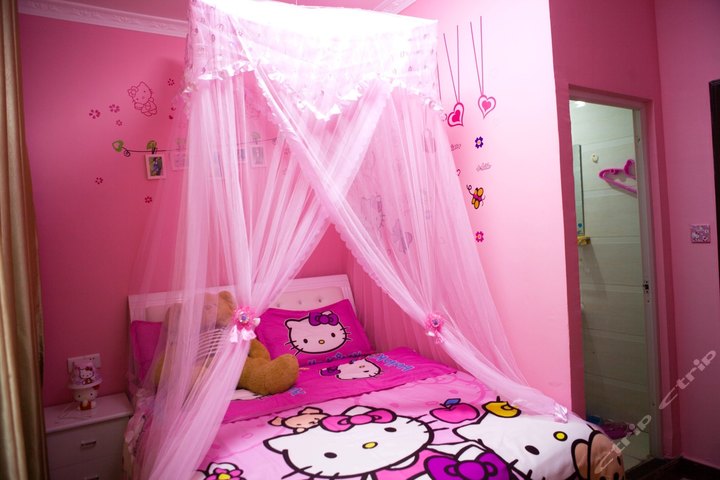 张家界青春驿站-hello kitty情侣间