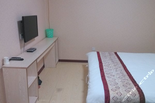 集安春依侬时尚宾馆-大床房