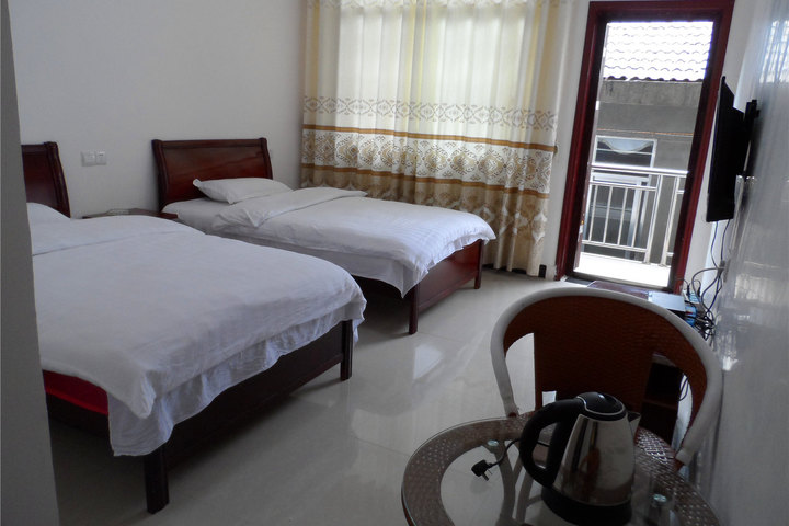 张家界金鞭溪客栈