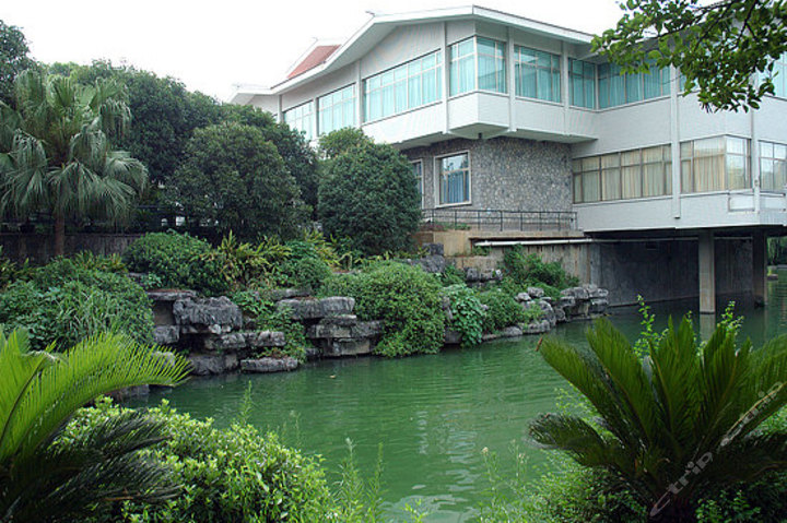 桂林榕湖饭店-豪华双床间(全民放暑假)