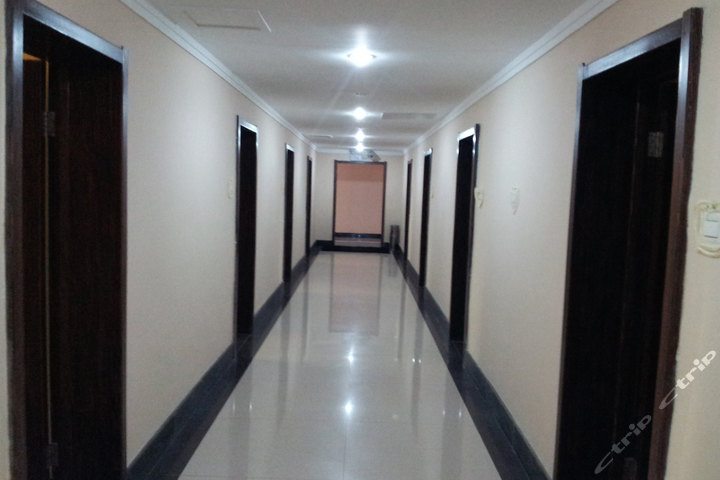 兴泉宾馆(济南洪楼店)(标准间)