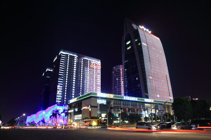 她他酒店公寓(深圳华南城店)