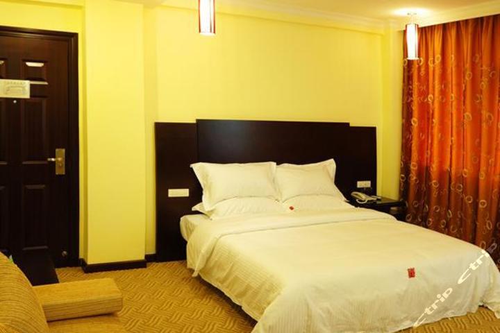 桂林四季春天酒店-标准双床房(漓江船票2张 接机)