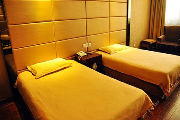 喜悦酒店预订 CghzfFV2lZaADyttAAFKJwXXts8603_600_400_s.jpg