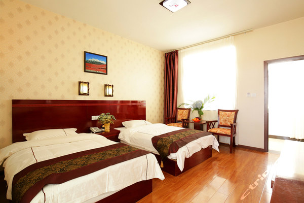 丽江多米连锁酒店(商务标准间)