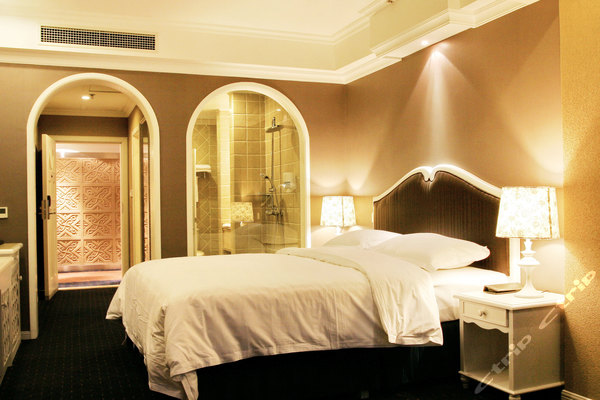 [锦江区]成都有客rex电影主题精品酒店(豪华单间 母子熊猫组合1个)