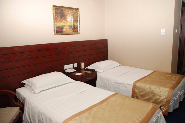 天津胜利宾馆(标准间)