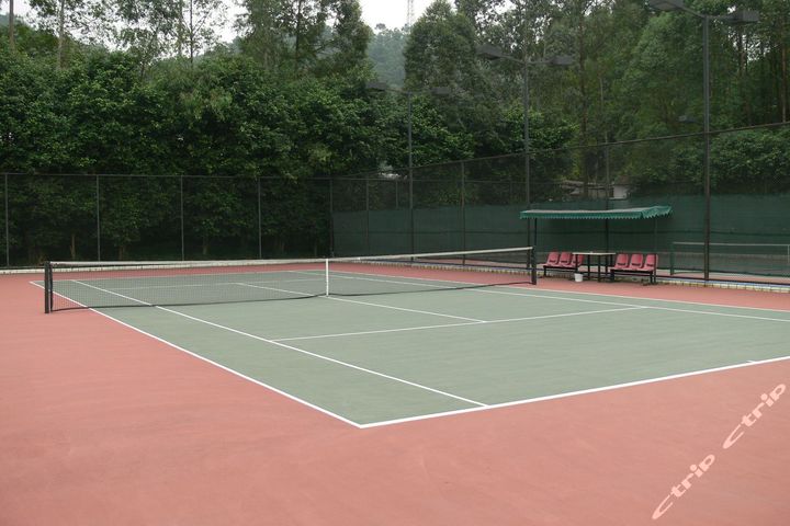 广州凤凰山宾馆—网球场 tennis court